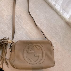Authentic Gucci soho leather disco bag